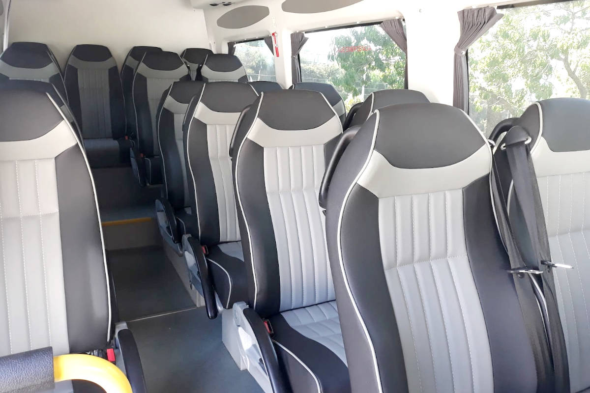 Bus touristique Nanterre